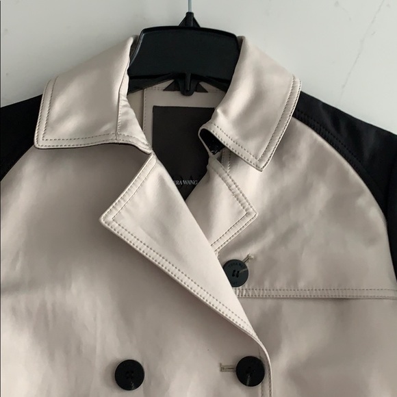 *NWT* Vera Wang Coat- size small - Picture 5 of 6